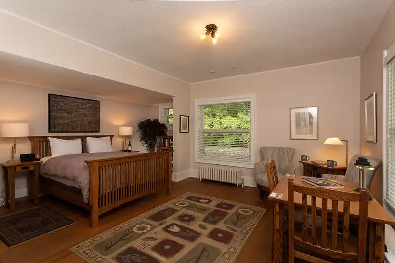 All Rooms At Stewart Inn 5